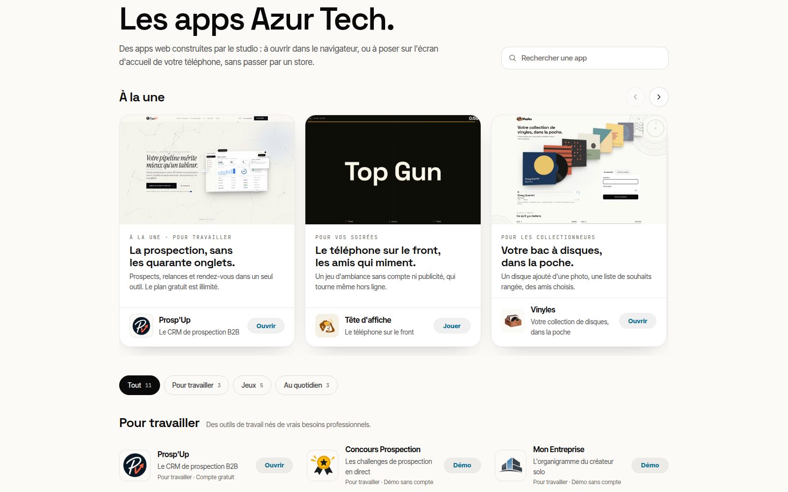 Le store des apps Azur Tech : cartes à la une et rangées d'apps